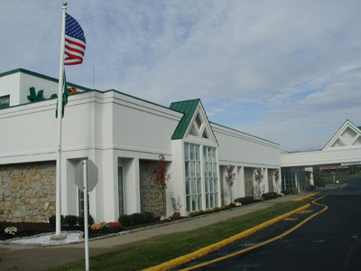 Holiday Inn Facade, Mansfield, MA