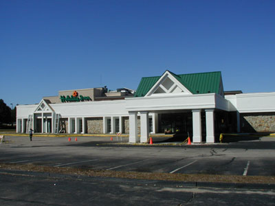 Holiday Inn Facade, Mansfield, MA